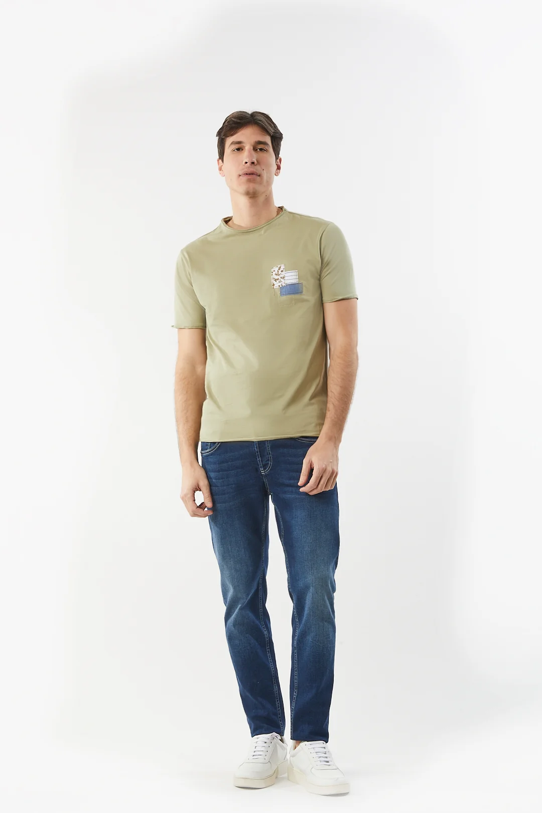 T-shirt con motivo - Image 10