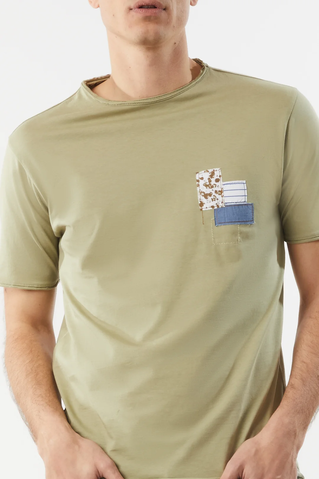 T-shirt con motivo - Image 9